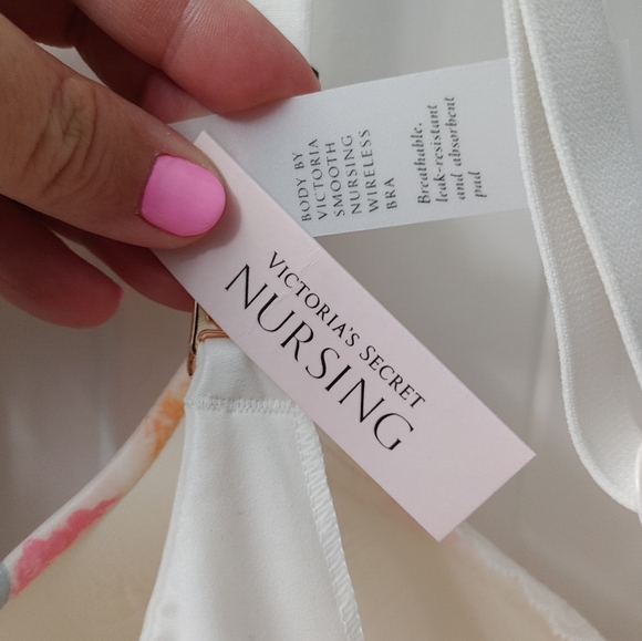 NWT Nursing Victoria's Secret floral wireless nursing bra - Picture 6 of 8